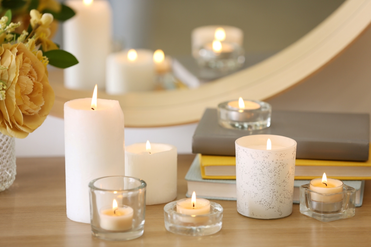 decorating with mirrors candles