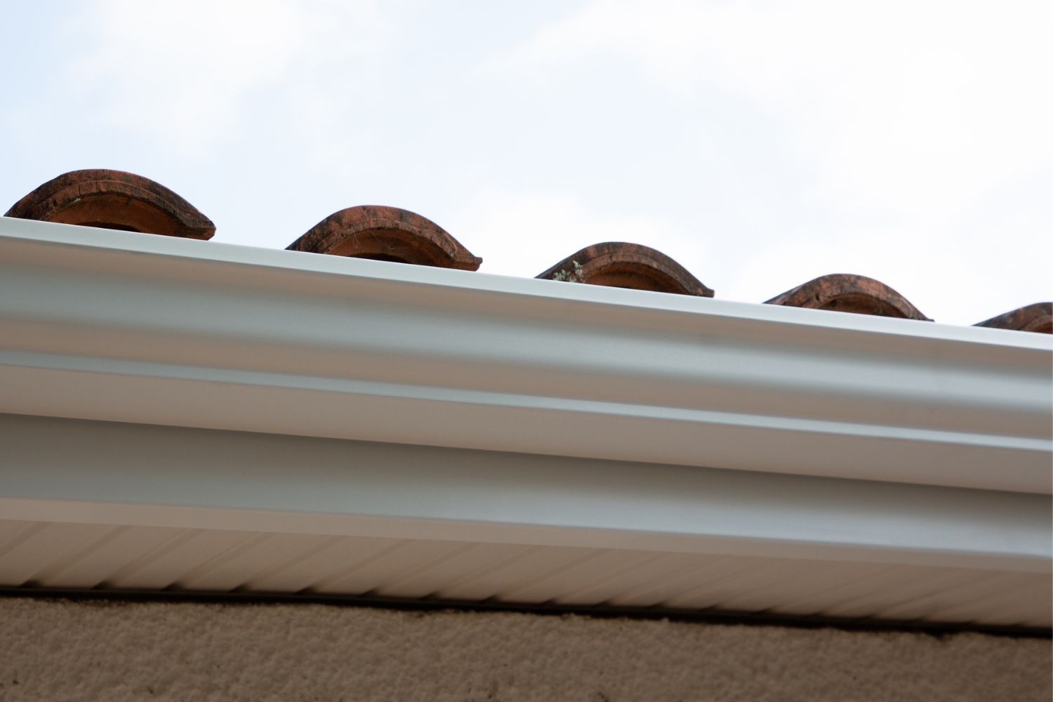 How Much Do Seamless Gutters Cost? (2023) Bob Vila