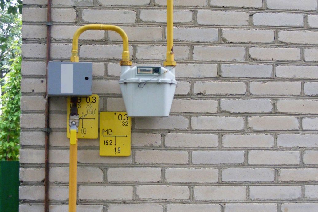 Solved! Who Installs Gas Lines for Stoves? Bob Vila