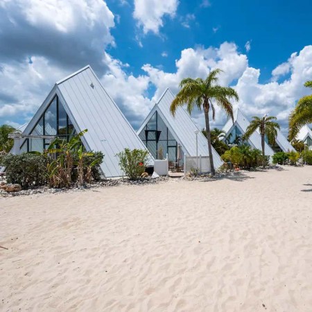  Fort Myers Pyramid Home 