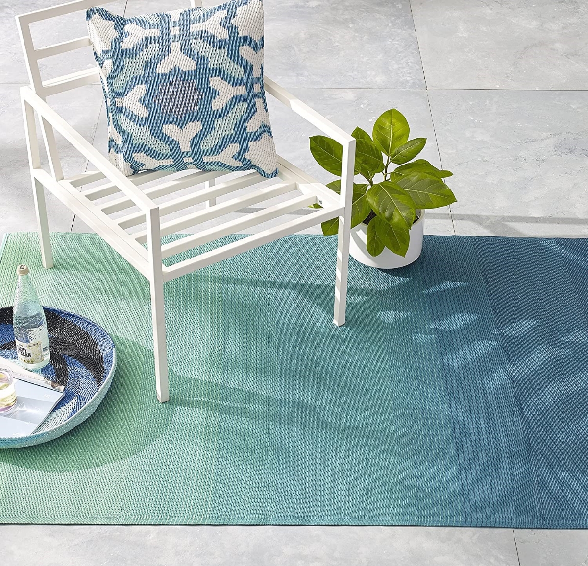 types of rugs - blue gradient rug