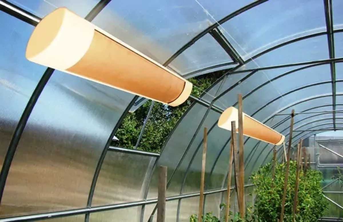 how to heat a greenhouse - infrared lights