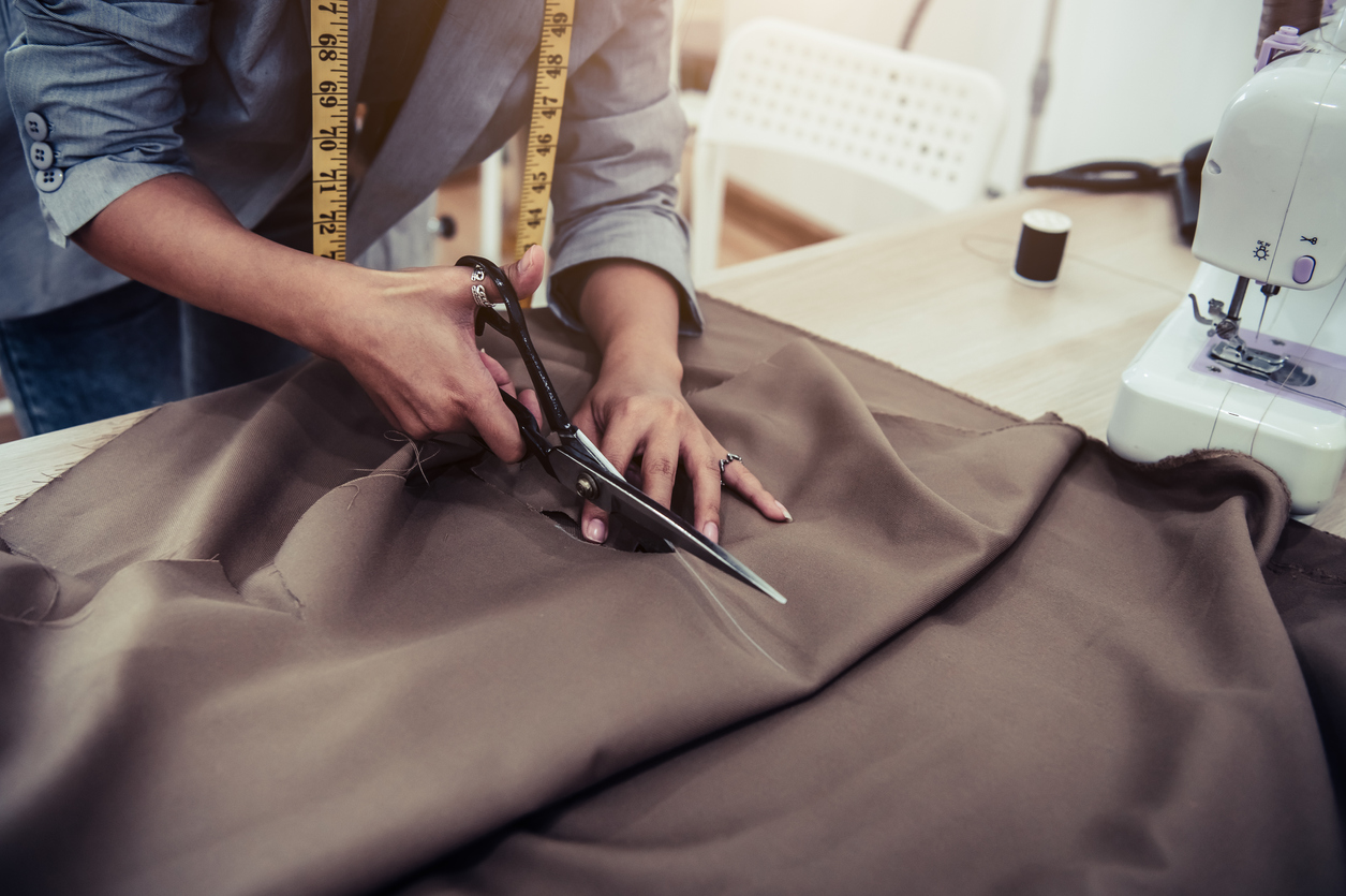 iStock-1175717498 how to sew curtains cutting fabric