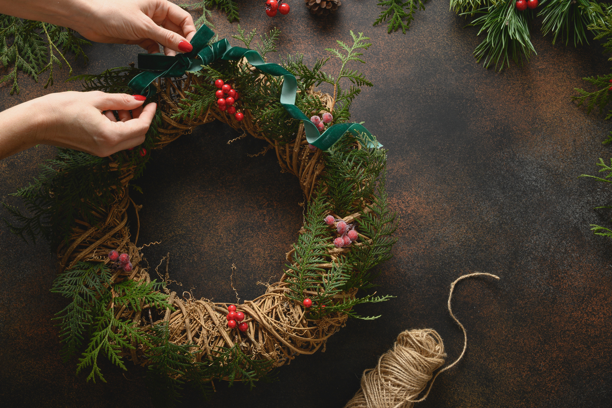 iStock-1336662693 used christmas decorations making a wreath