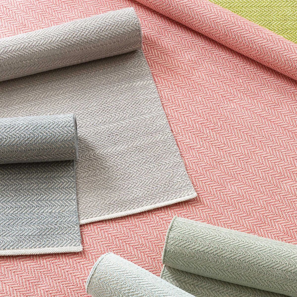 types of rugs - pastel color rugs
