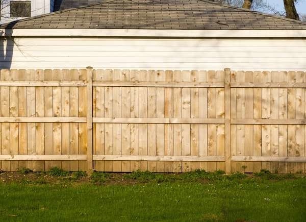 The Most Affordable Ways to Fence in a Yard: Dog Ear