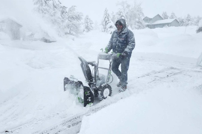 Snow-Covered Gravel Has Met Its Match With the Troy-Bilt Storm Tracker 2890