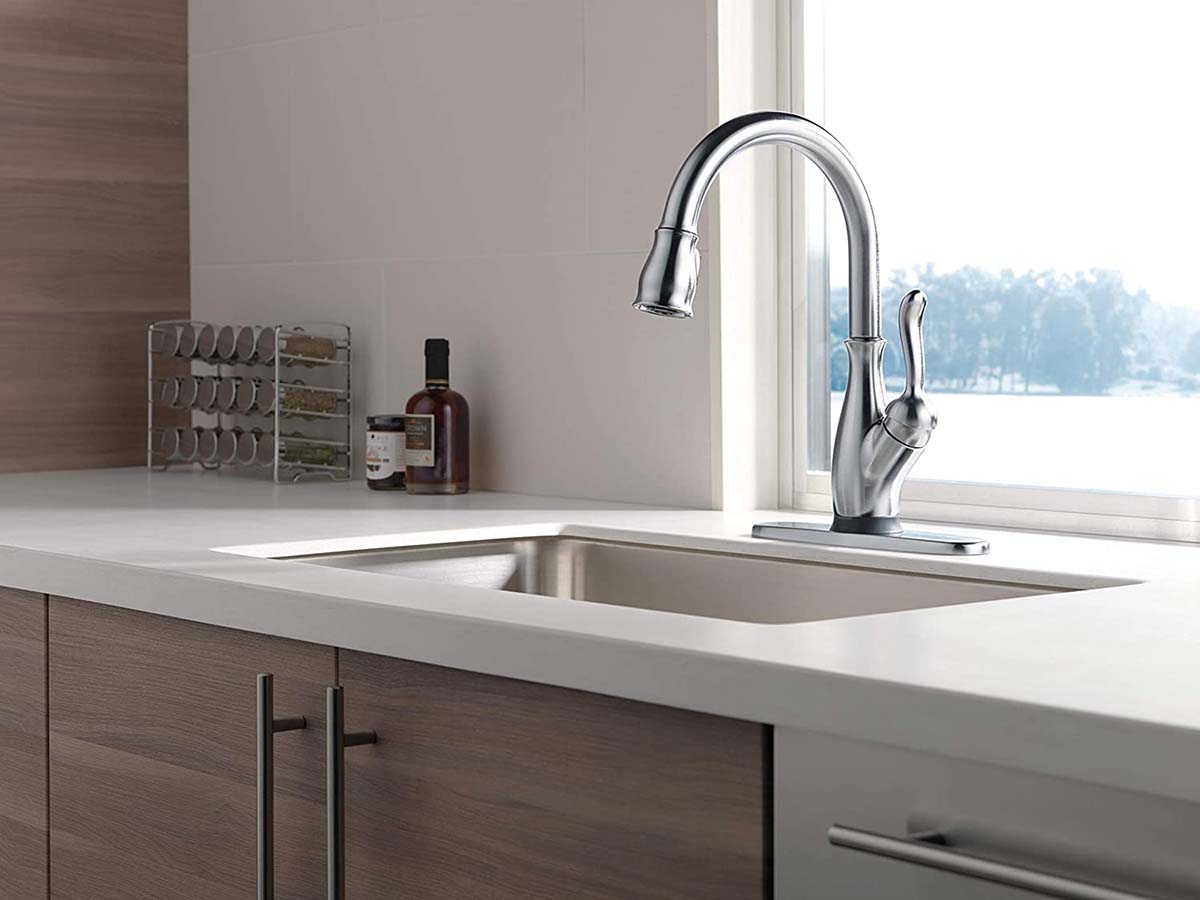 The Best Home Essentials Option Delta Leland Pull-Down Touch2O Kitchen Faucet