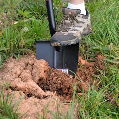 The Best Lawn and Garden Product Option Bully Tools 12-Gauge Round Point Shovel