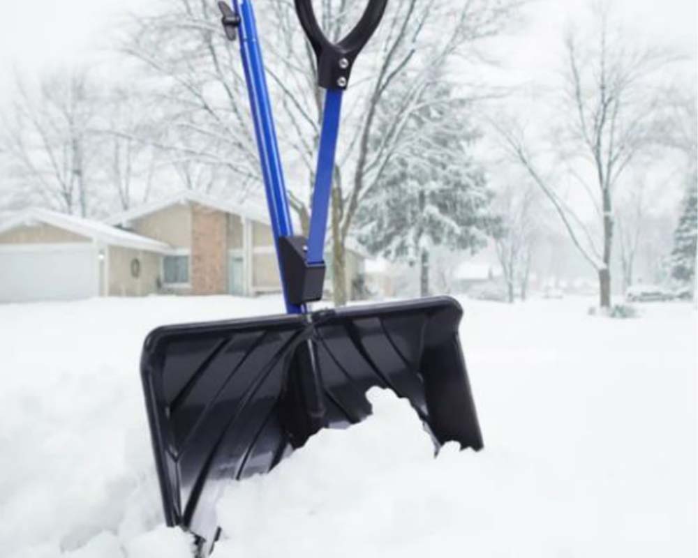 The Best Lawn and Garden Product Option Snow Joe Shovelution Strain-Reducing Snow Shovel