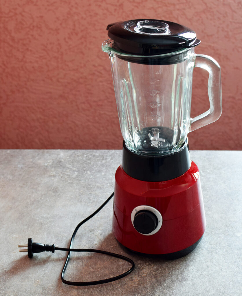 how to clean a blender effectively