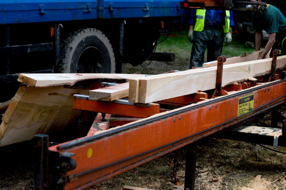 The Best Portable Sawmill Option