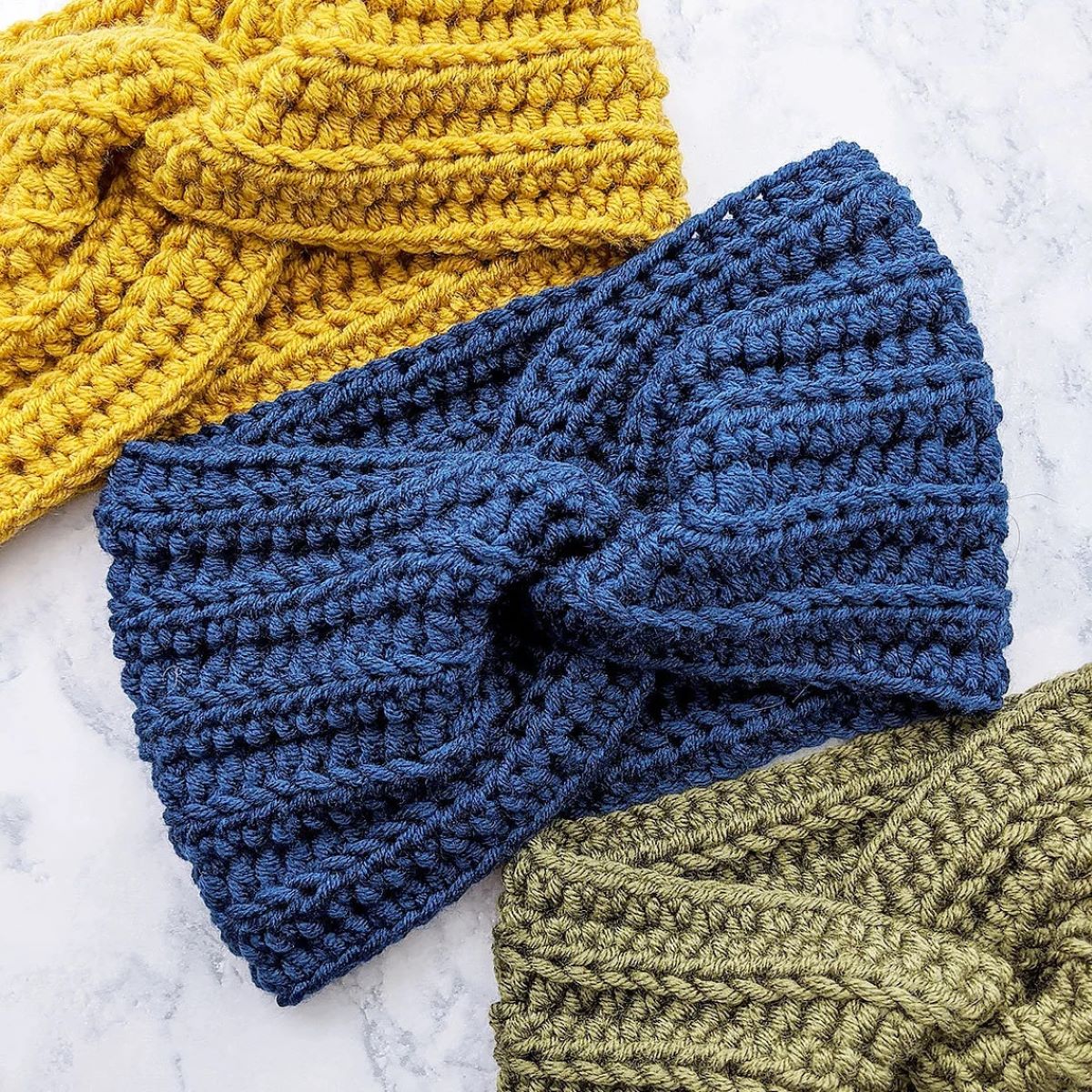 crochet patterns for beginners - blue crochet ear warmer