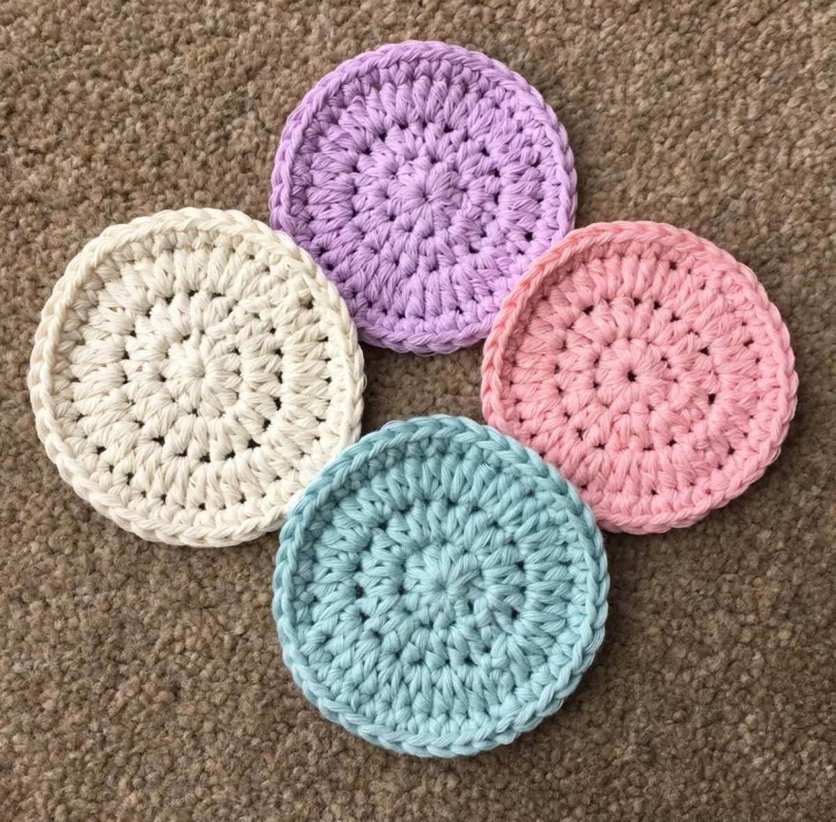 crochet patterns for beginners - colorful crochet face pads