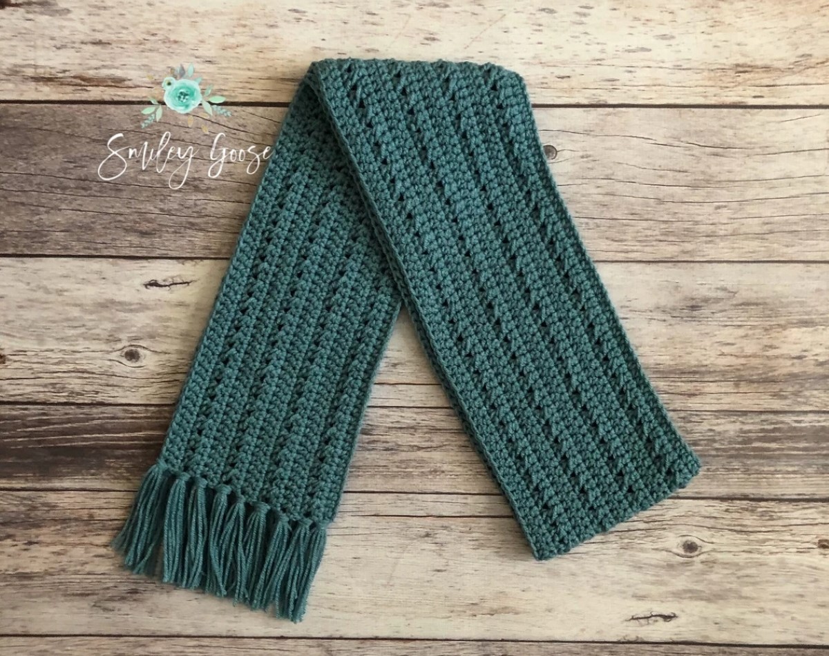crochet patterns for beginners - green crochet scarf
