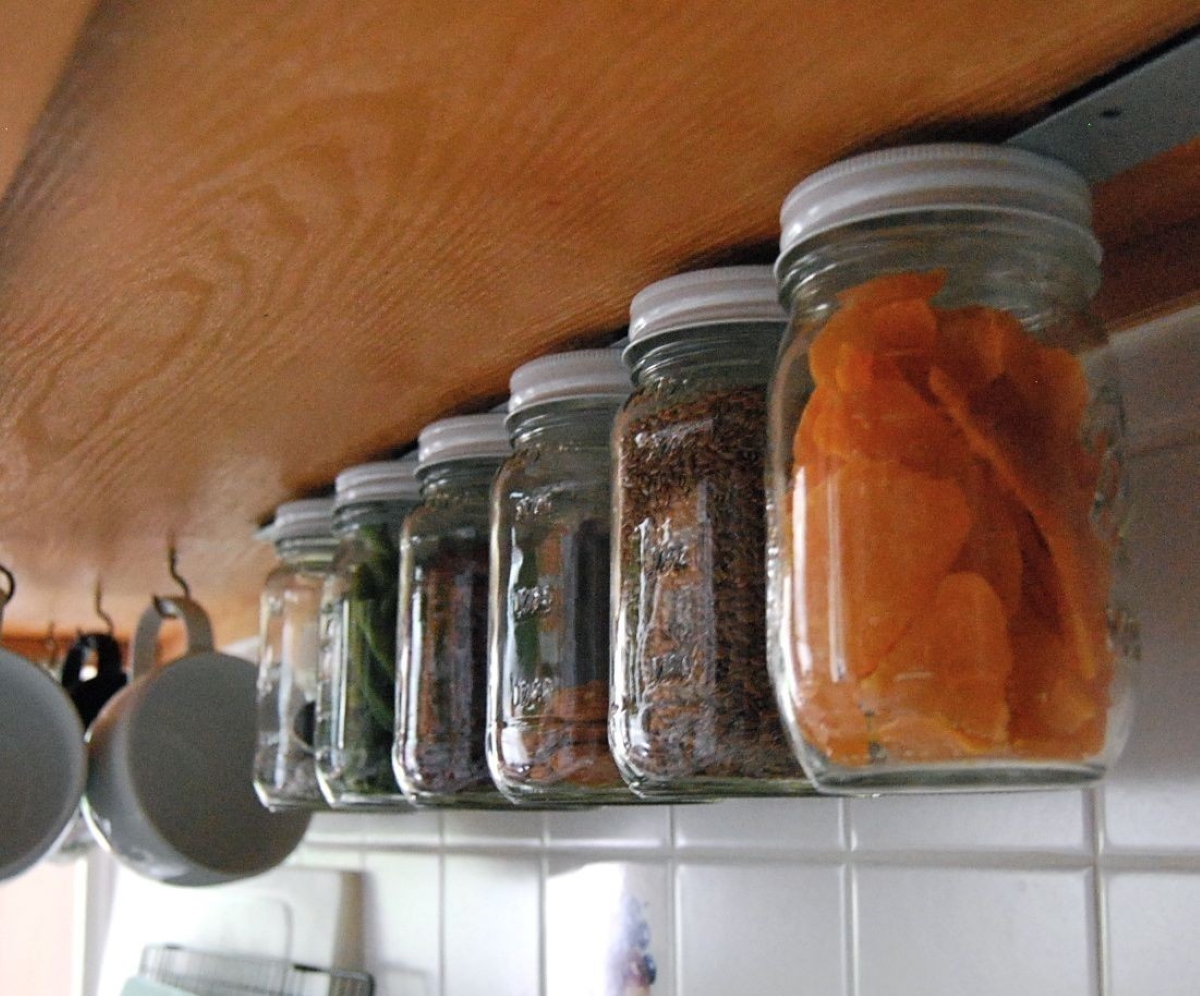 kitchen storage hacks - floating mason jars