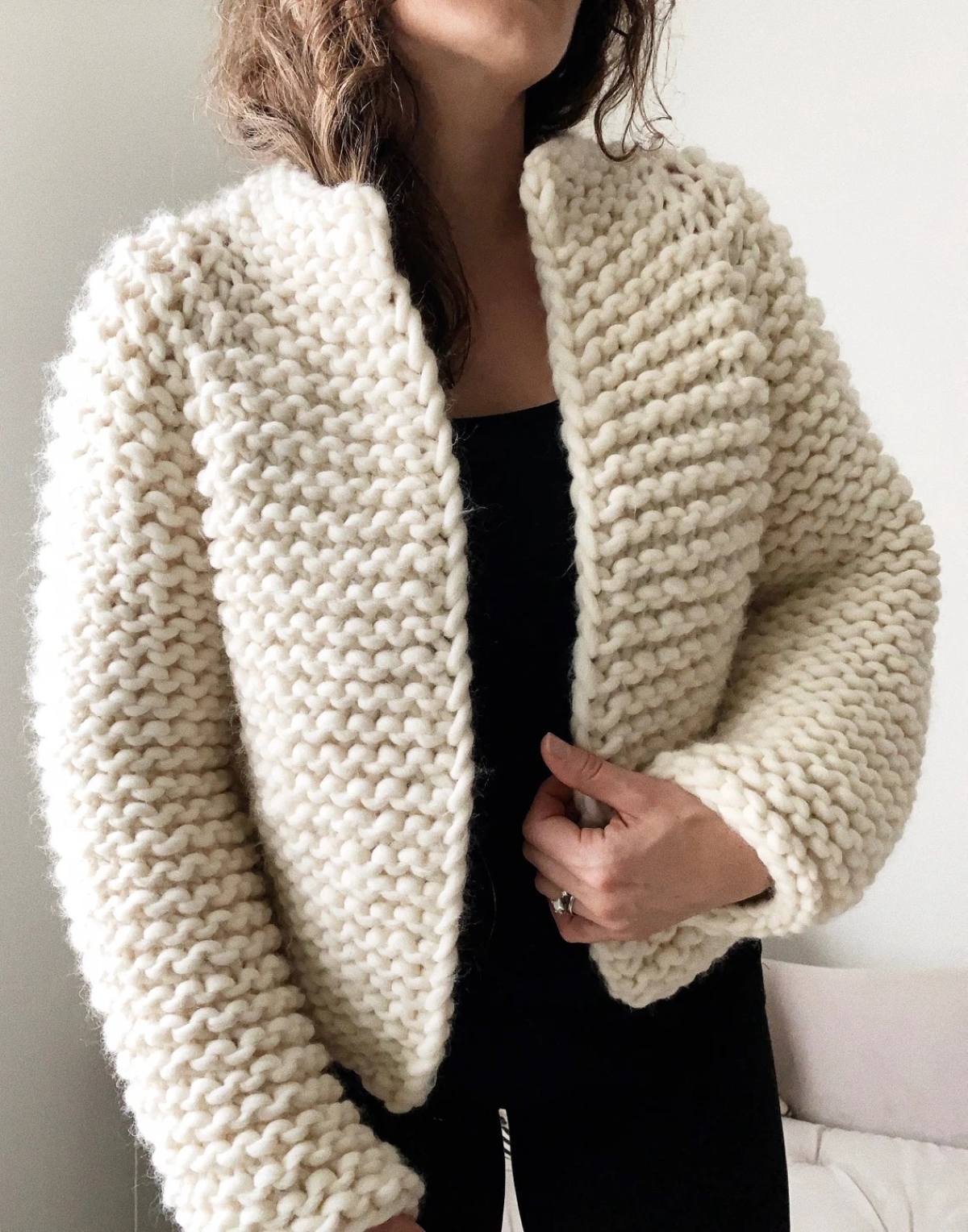 knitting patterns for beginners - white knitted wool jacket
