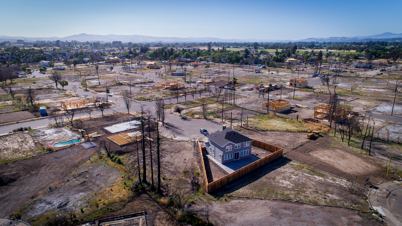 iStock-1031373200 homes cant be insured santa rosa california wildfire damage