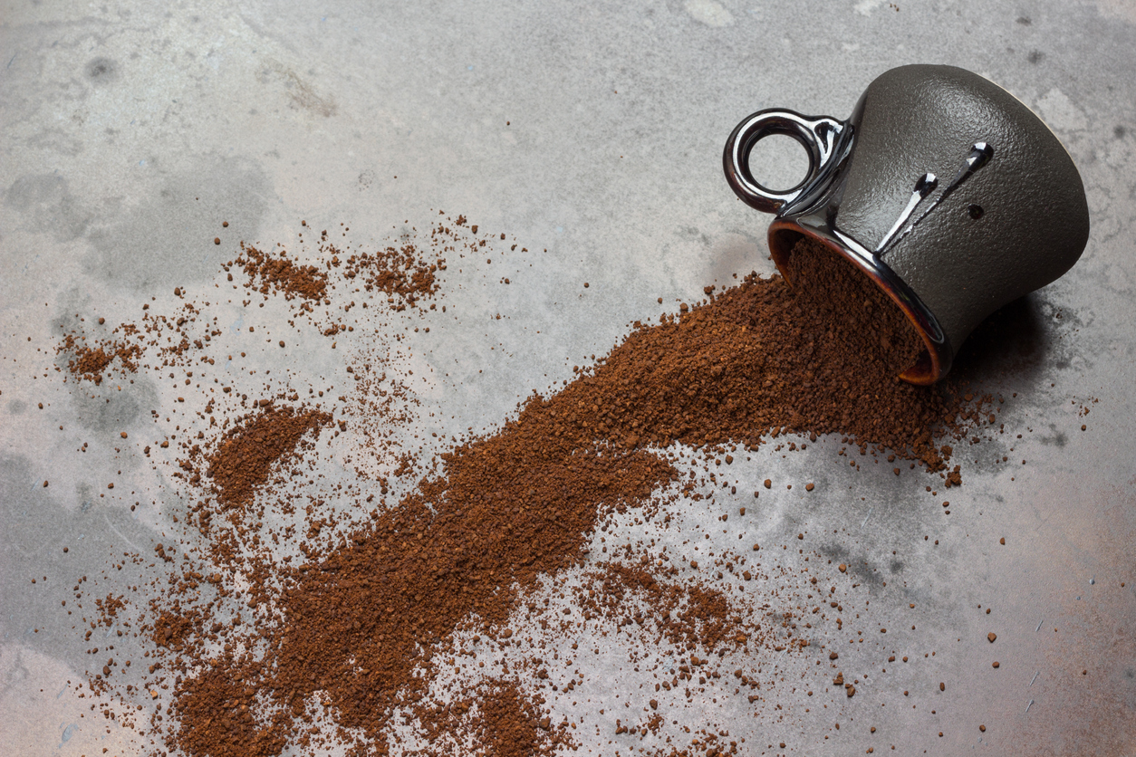 9 things you should never vacuum coffee grounds spilled floor