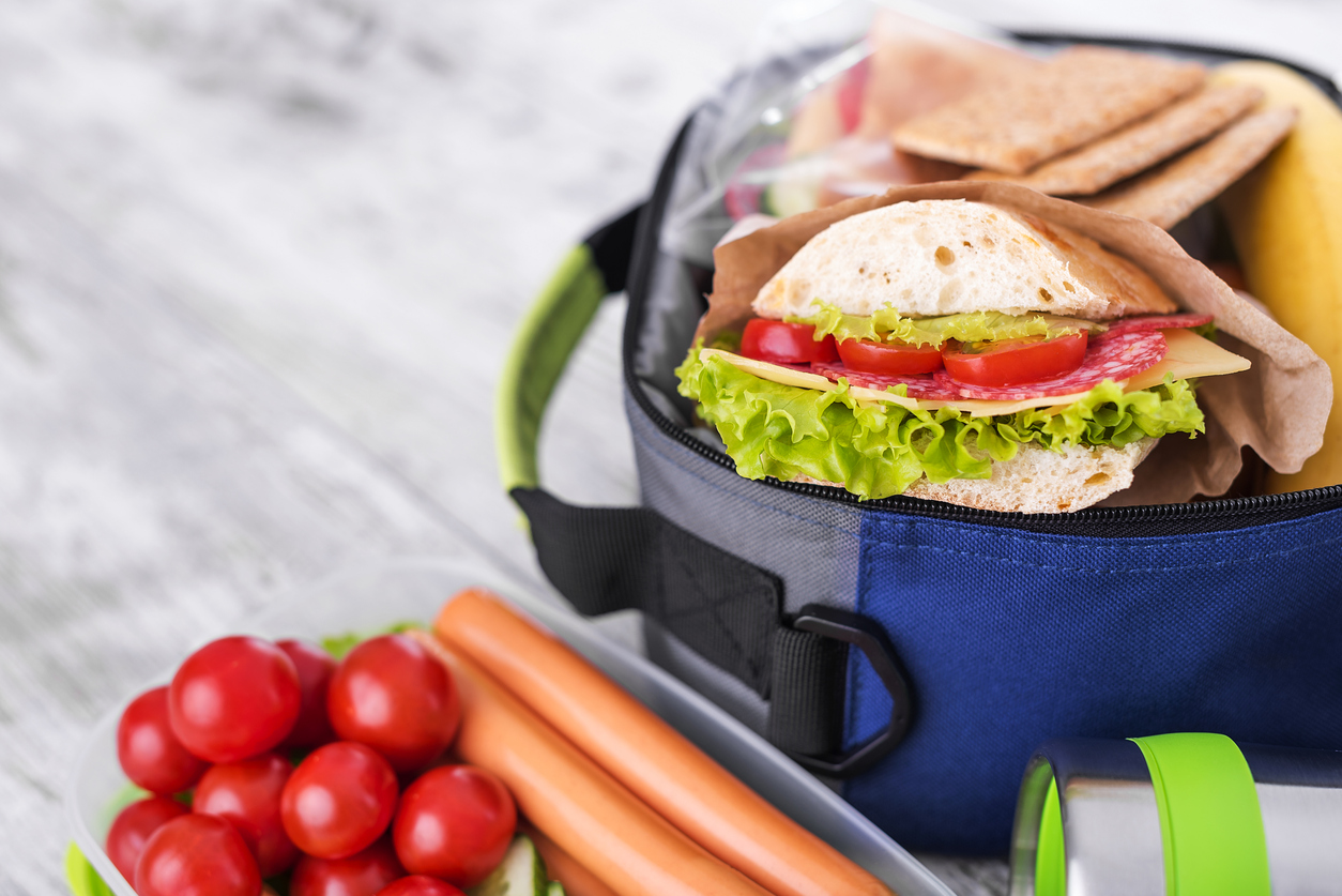 14 things you didn't know you can clean in your washing machine lunch bag with sandwich and vegetables