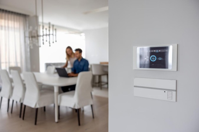 SimpliSafe Security Systems Are up to 50% Off During Memorial Day Weekend Only