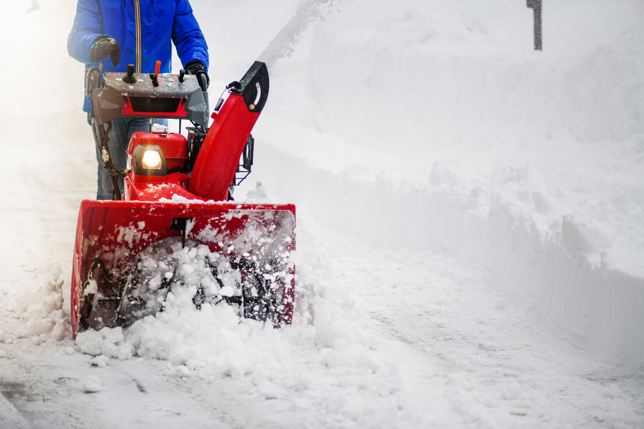 iStock-1222260612 things a landscaper can do plowing snow