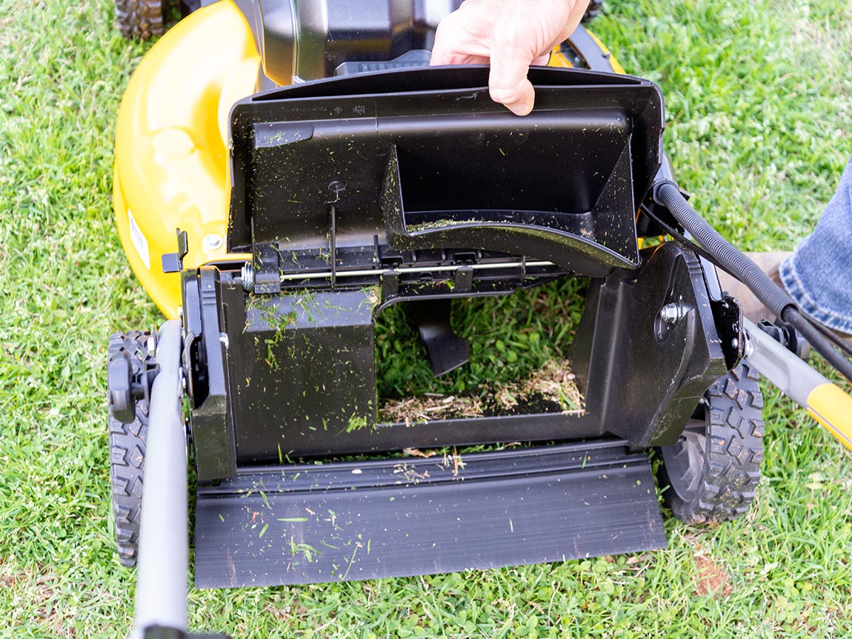 DeWalt Lawn Mower Review easy to use