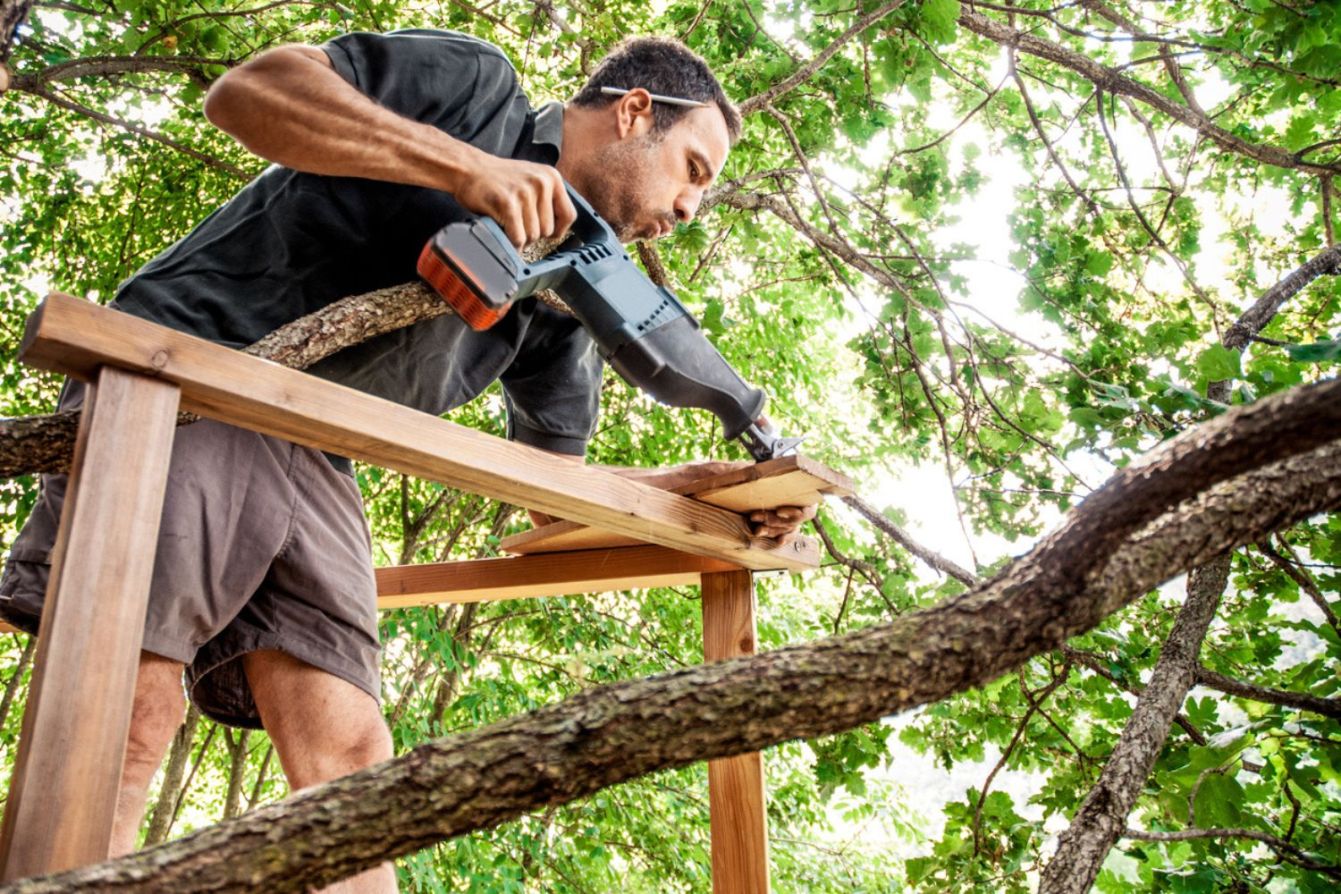 How Much Does a Treehouse Cost to Build? (2023) Bob Vila
