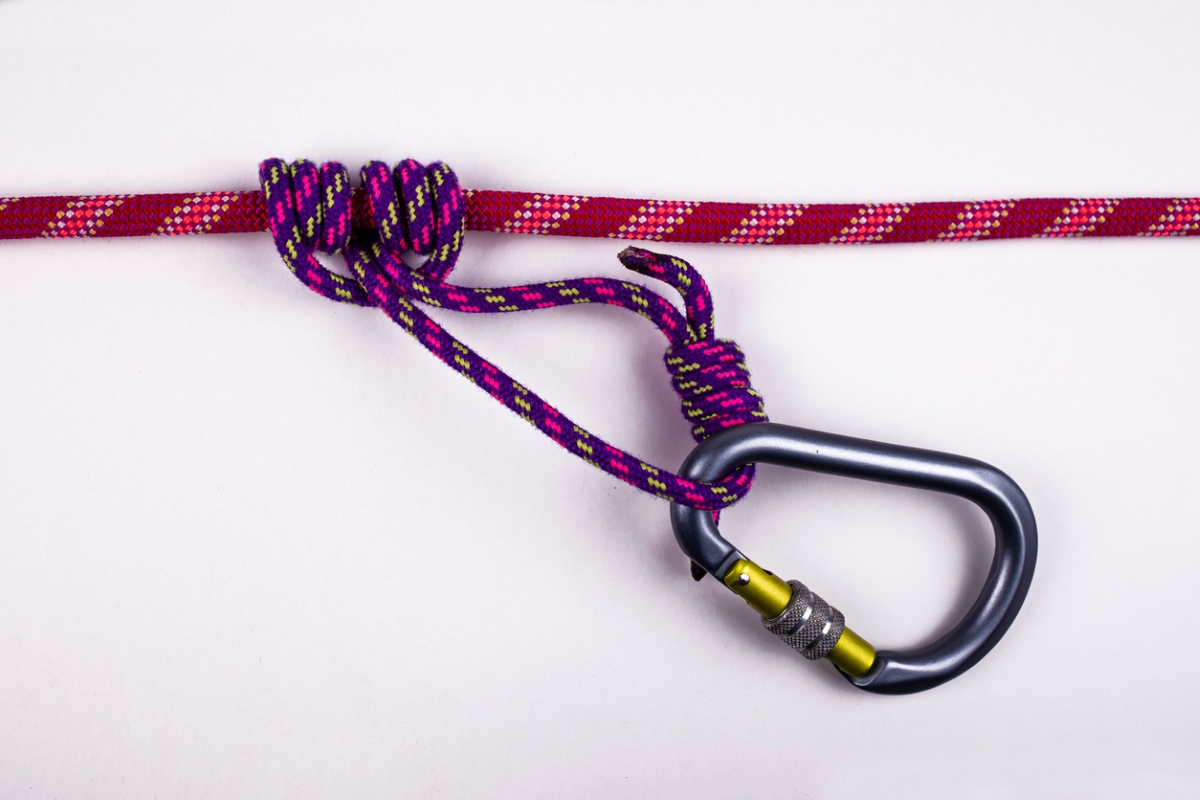 Paracord with carabiner