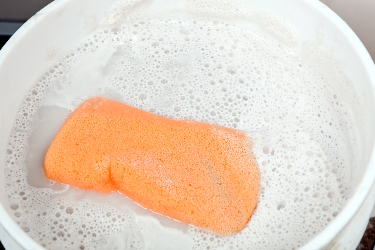 uses for hydrogen peroxide - orange sponge in bubbly water