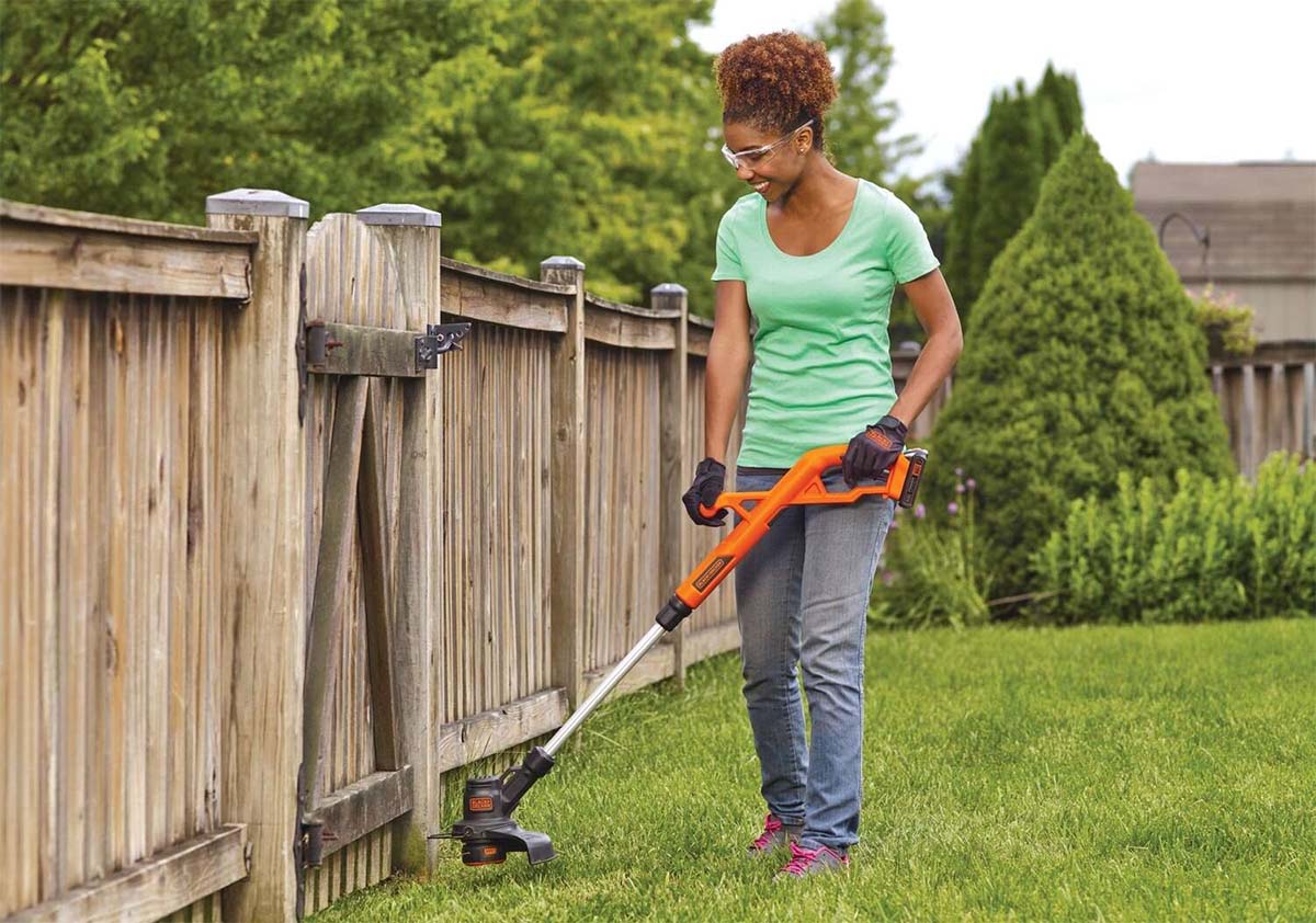 Best Mother's Day Gifts to Shop at Ace Hardware Option Black+Decker Edger Trimmer Kit