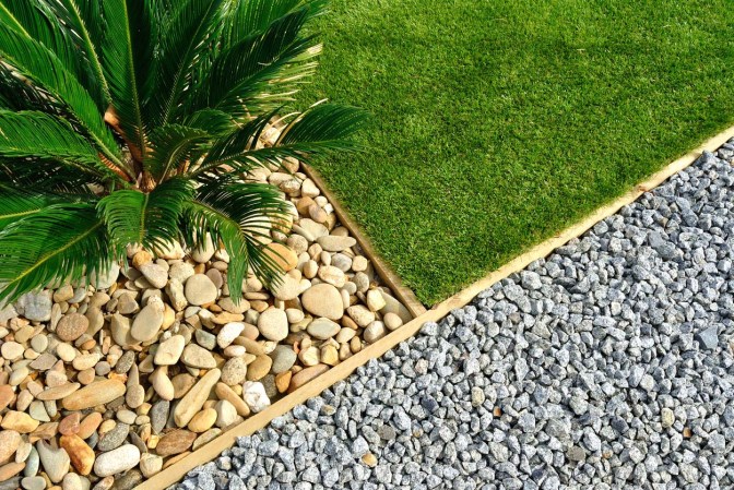 10 Types of Landscaping Rocks Every Homeowner Should Know