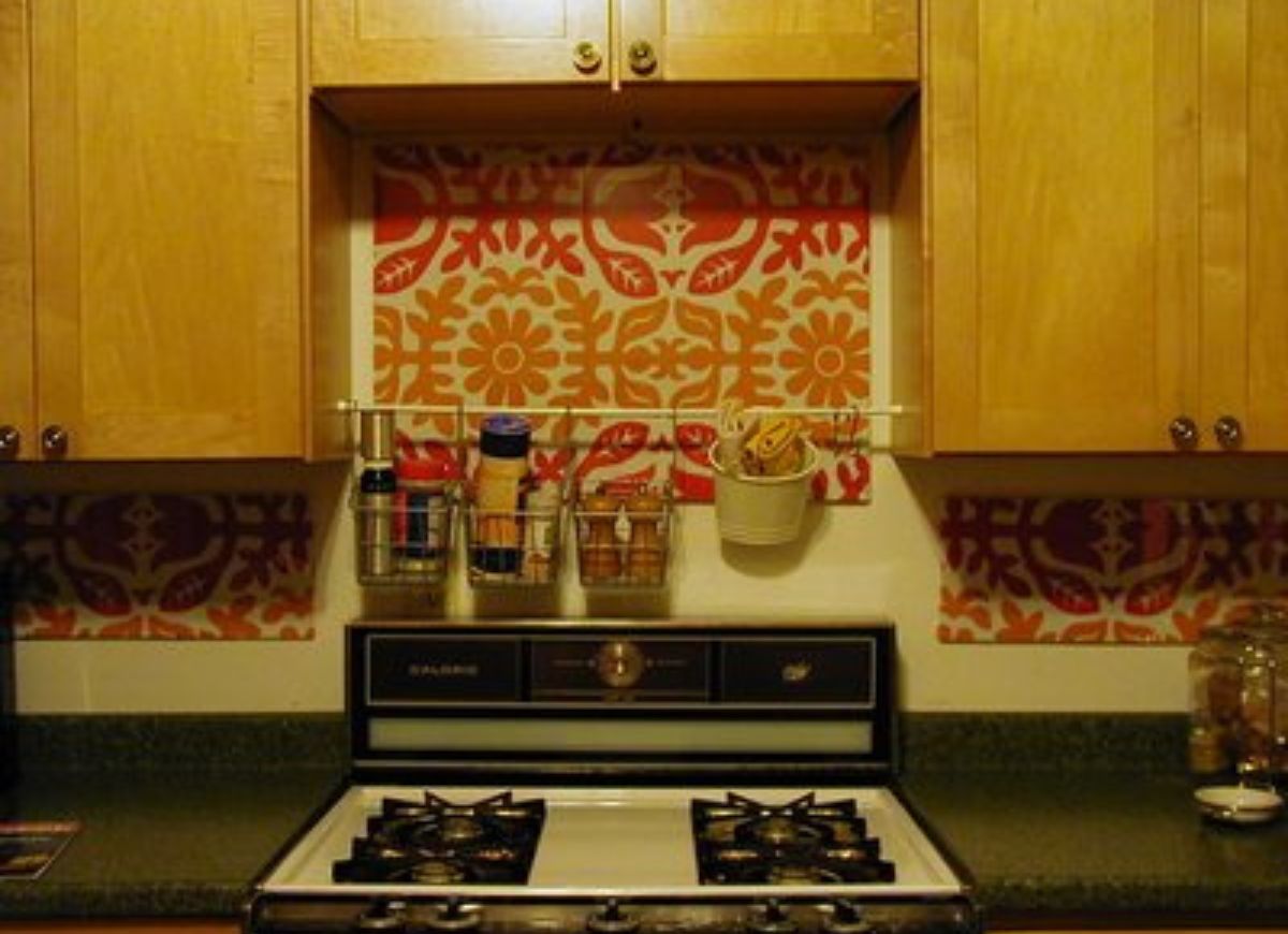 Tension rod storage in kitchen