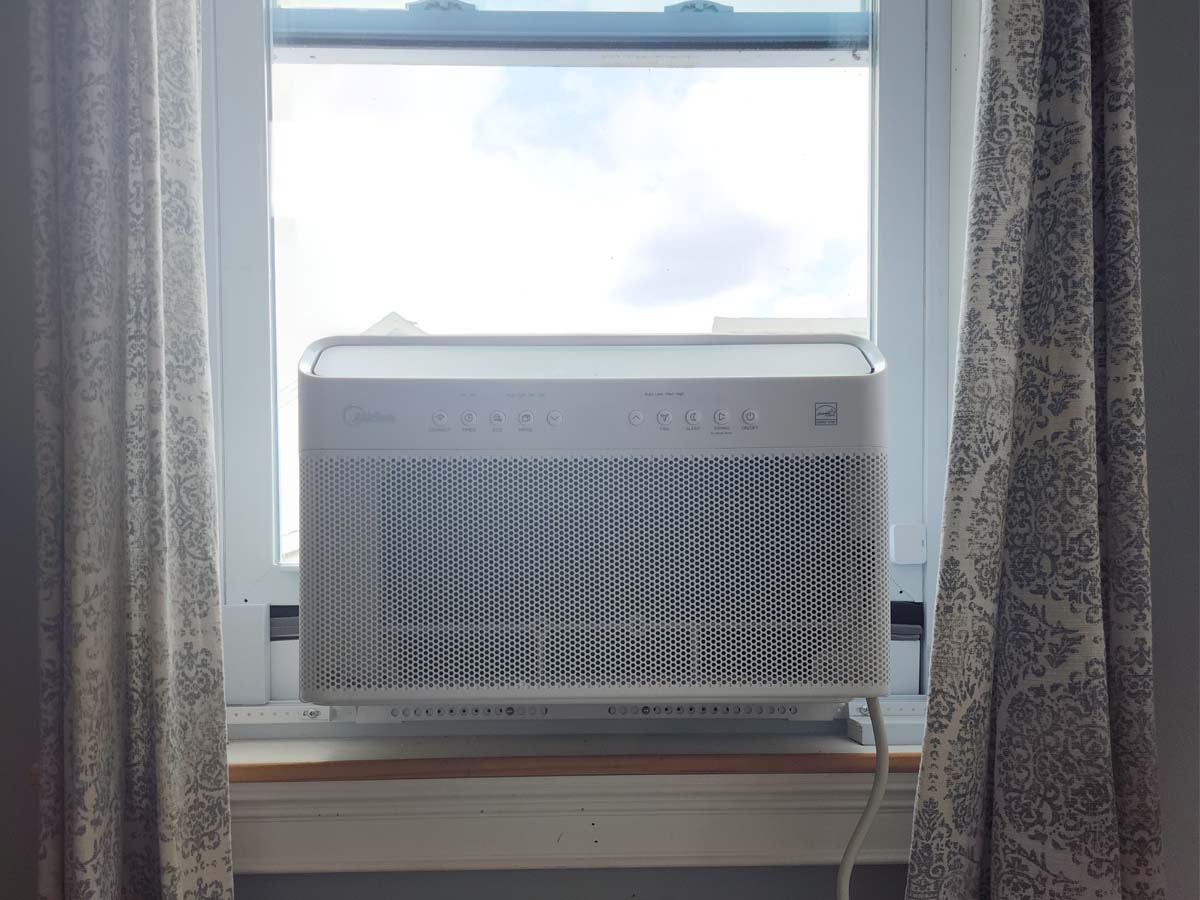 The Midea U-shaped air conditioner installed in a window