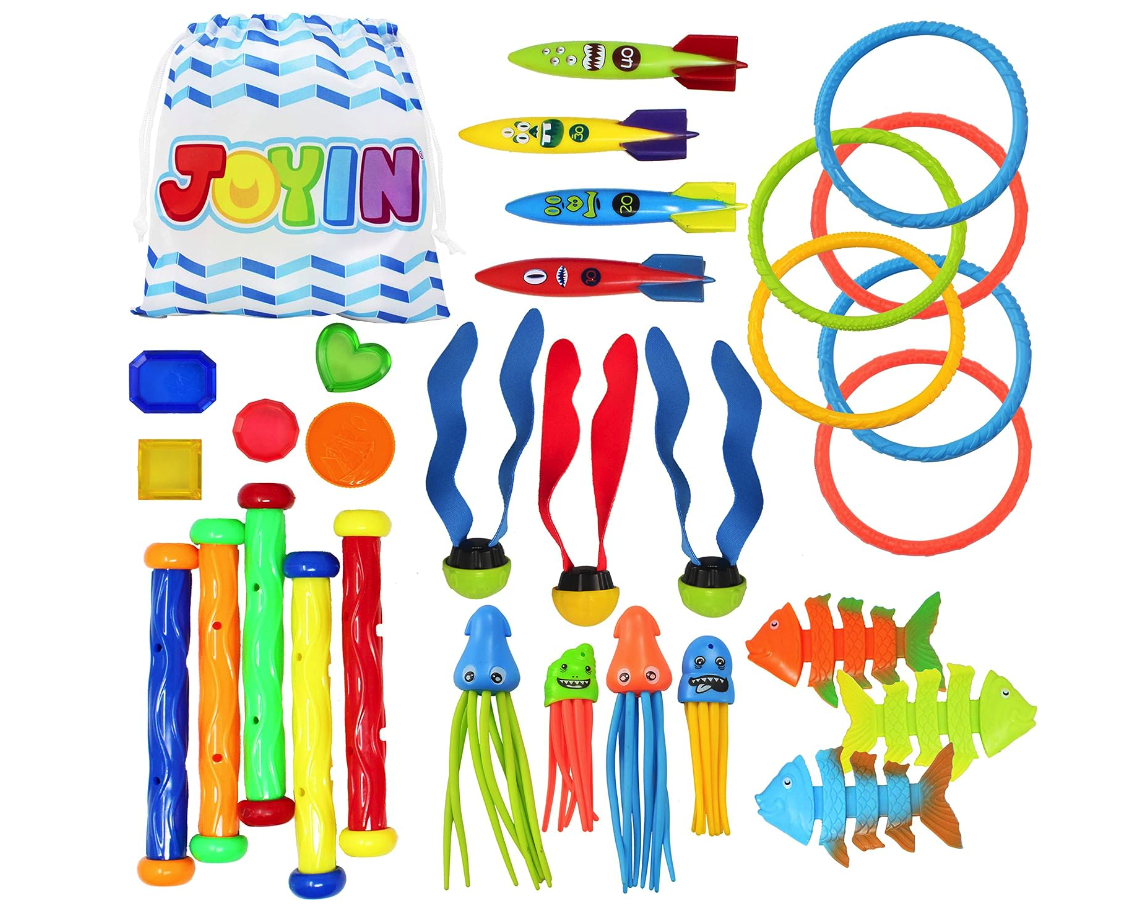 Set of 30 diving toys to use in a pool