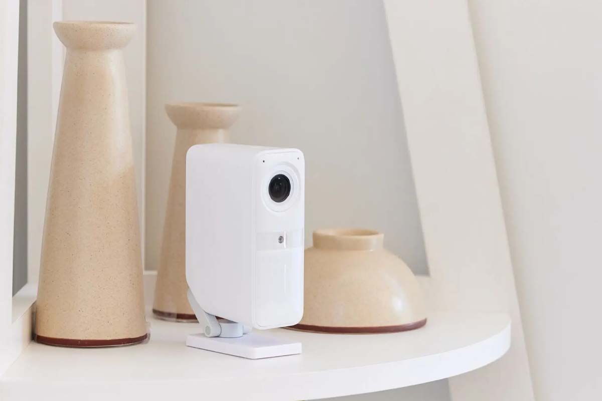 SimpliSafe Smart Alarm Wireless Indoor Security Camera