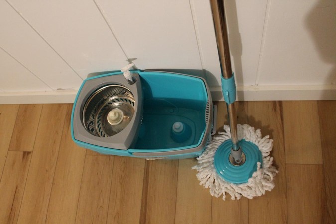 Better than O-Cedar? This Maneuverable Spin Mop Gave All My Floors a Streak-Free Clean