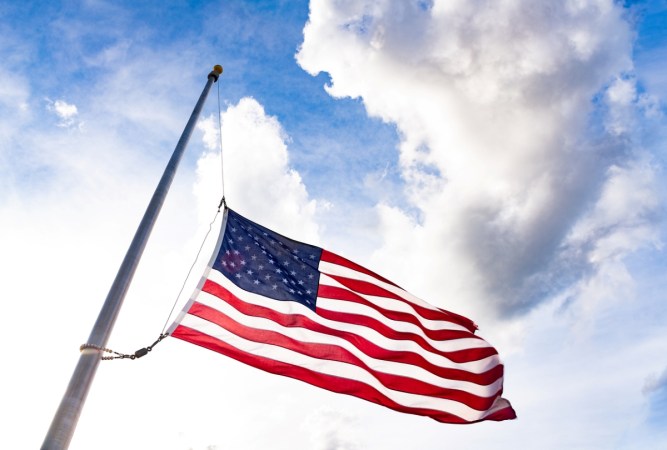12 Mistakes You Should Never Make With the American Flag