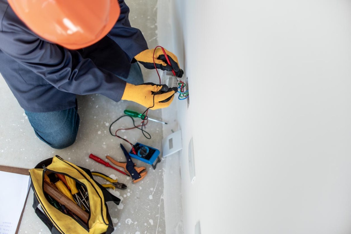 How Much Does an Electrician Cost to Hire? (2023) Bob Vila