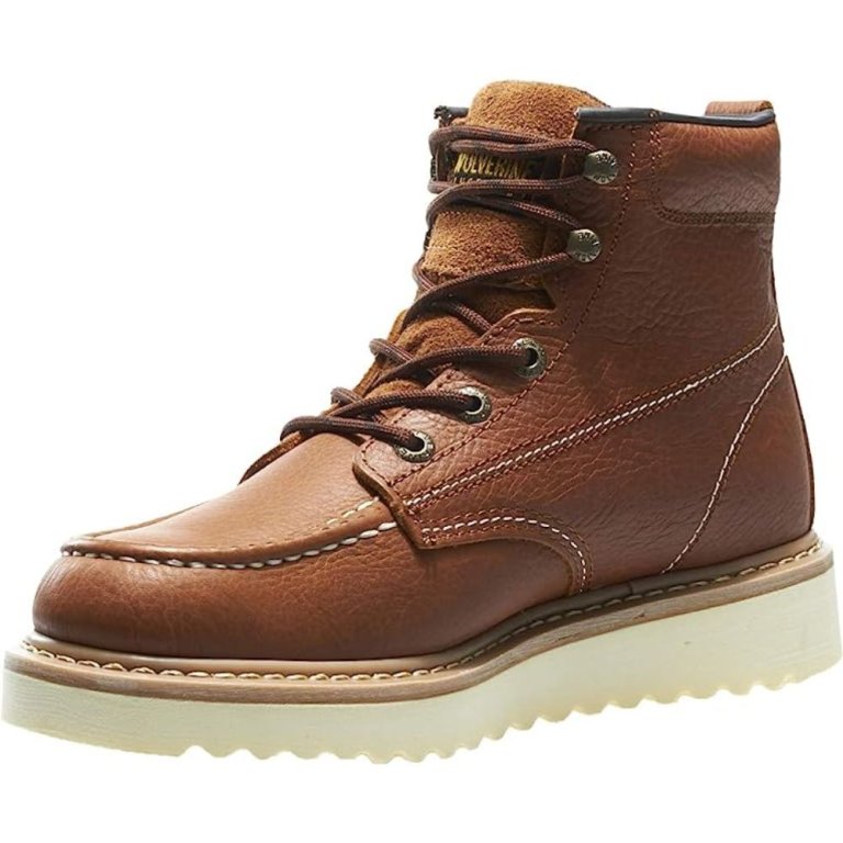  The Best Work Boots for Concrete Option: Wolverine Moc Toe 6-Inch Work Boot