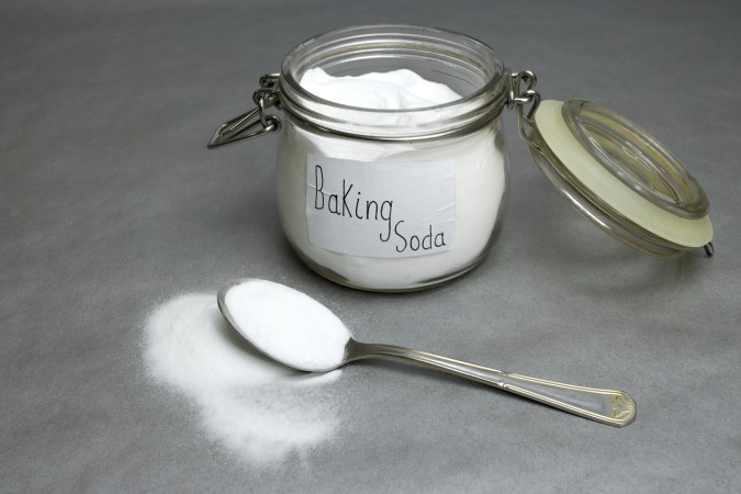 20 Ingenious Uses for Baking Soda Around the House