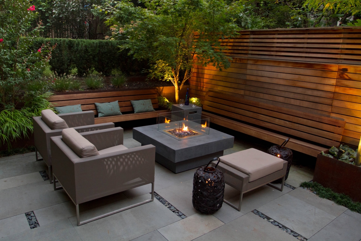 Outdoor patio with fireplace