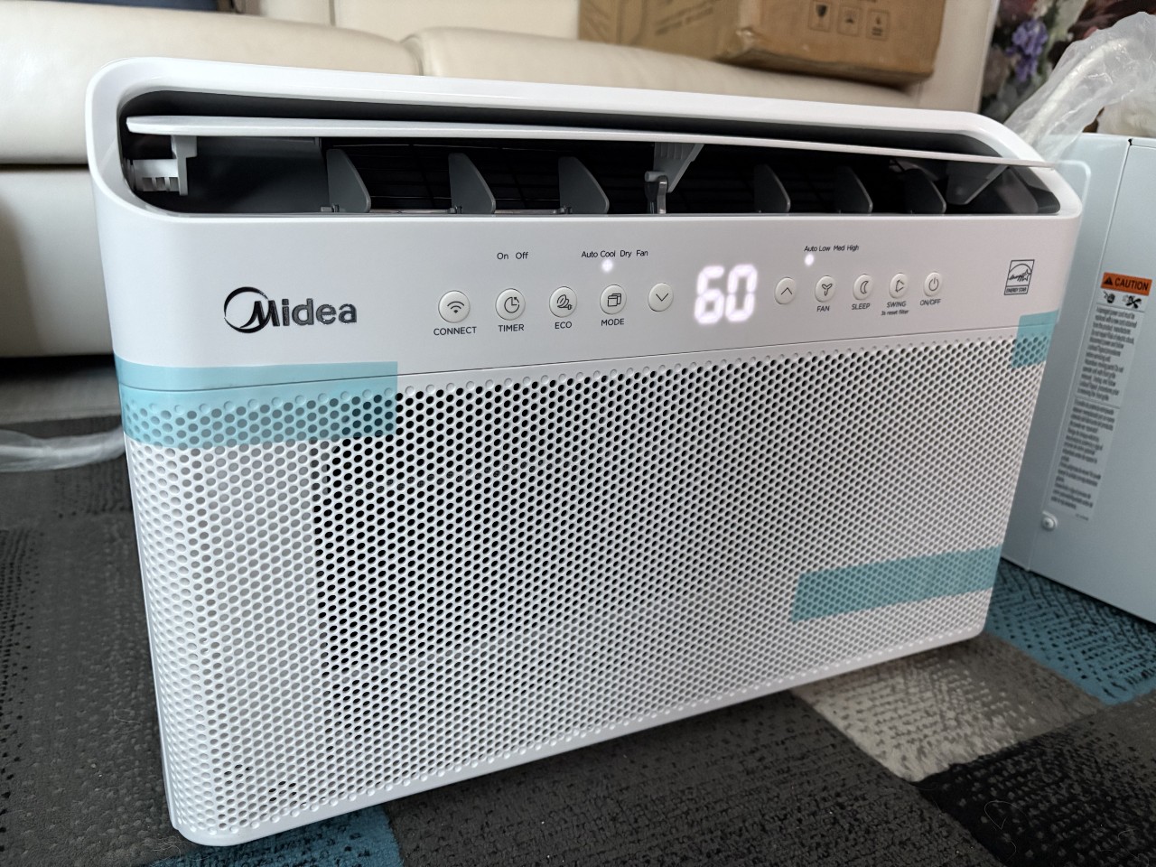 Midea u shaped 12k 01