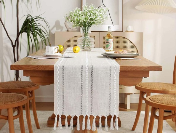 Editor Favorites: 12 of the Best Table Runners for Today