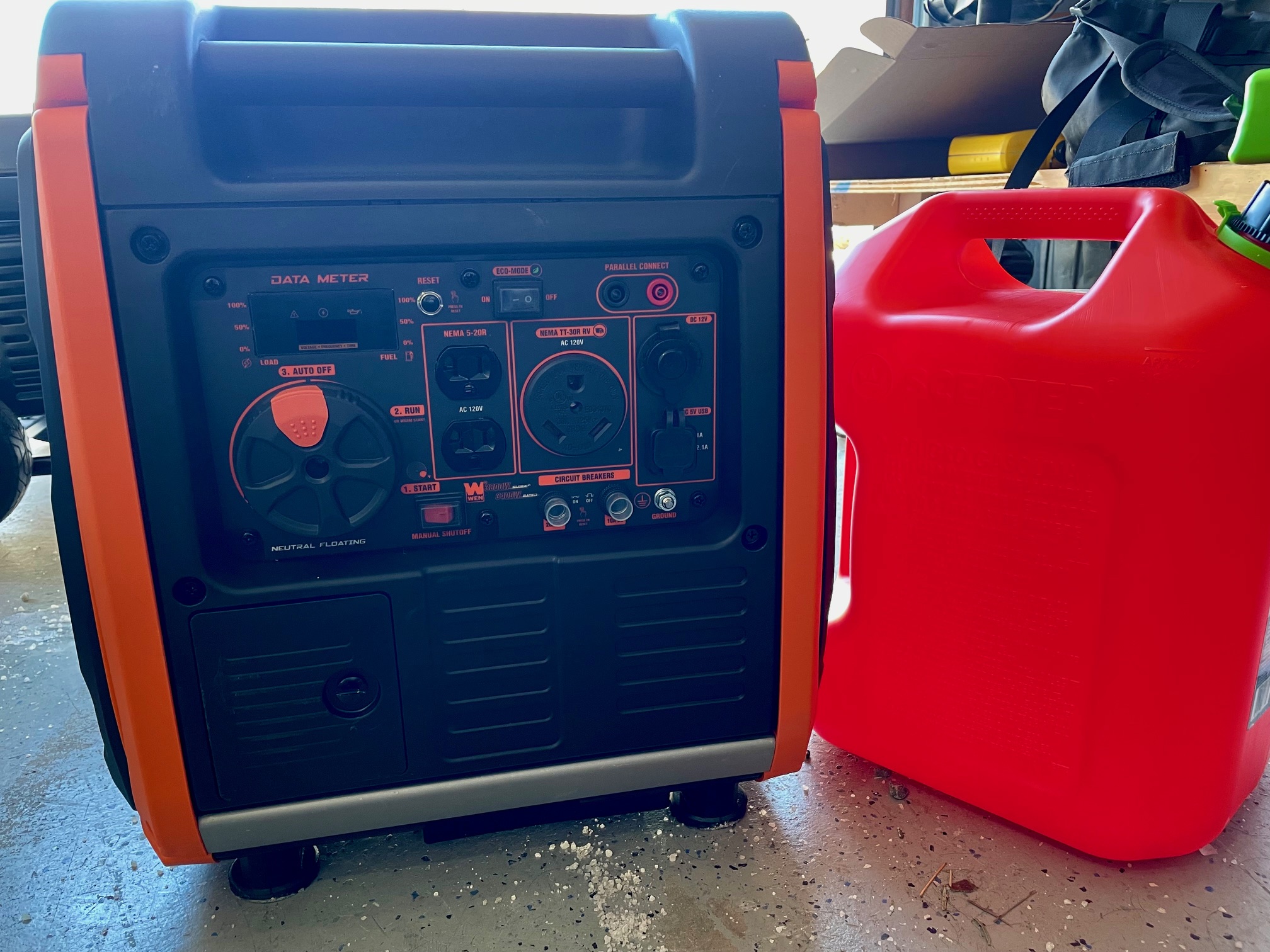 Wen 56380i control panel and gas can