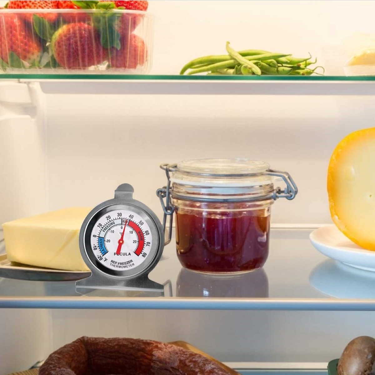Thermometer in fridge
