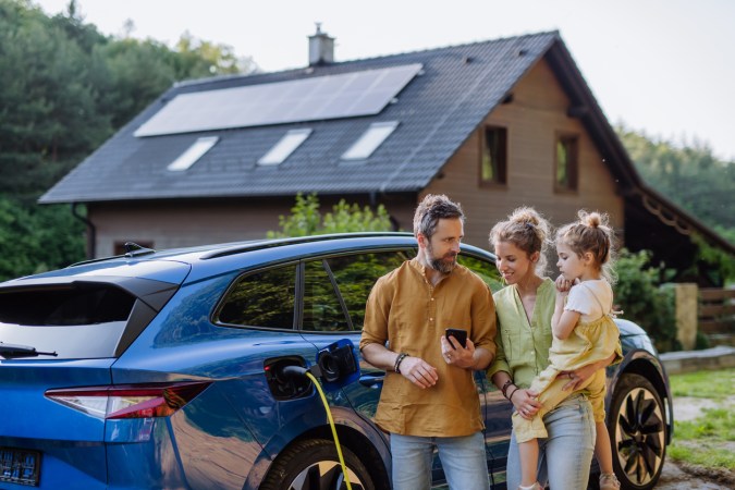 Why Now Is the Time to Invest in Rooftop Solar—and Where to Start