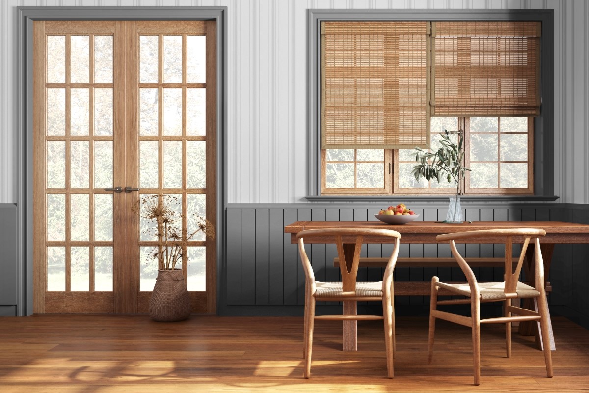 A dining room in white and gray tones.