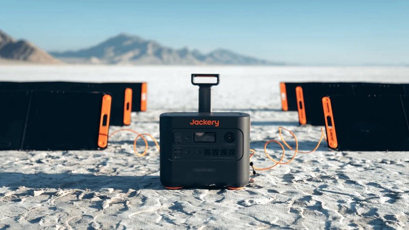 Don’t Get Caught In The Cold: Our Favorite Generators Are Up to $1,000 Off Right Now