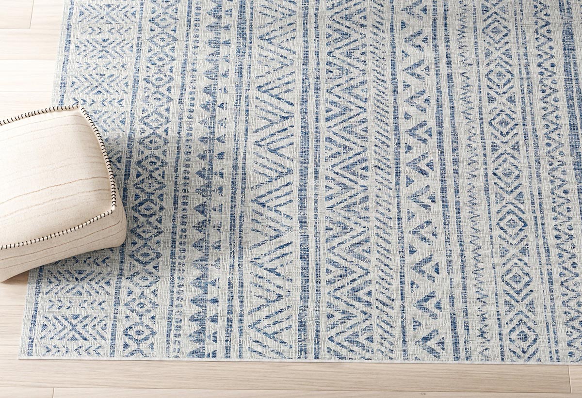 The Best Indoor Outdoor Carpet Option Mistana Tomas Dark Indoor Outdoor Rug